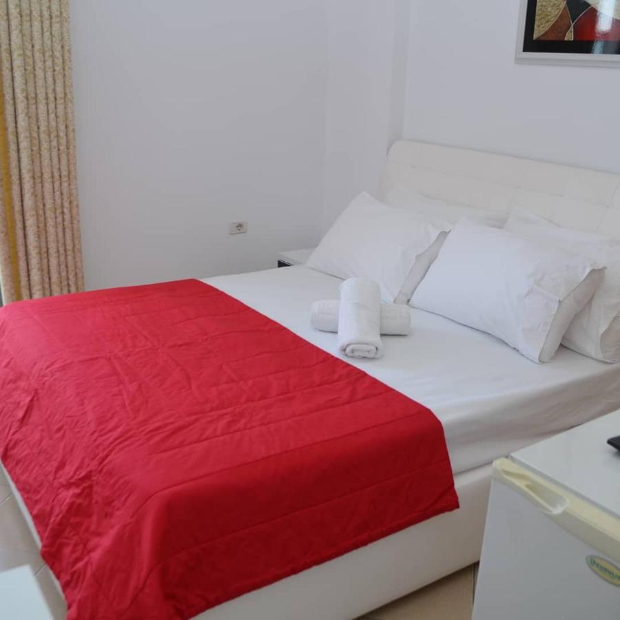 Noah Apartaments Sarandë Exteriör bild