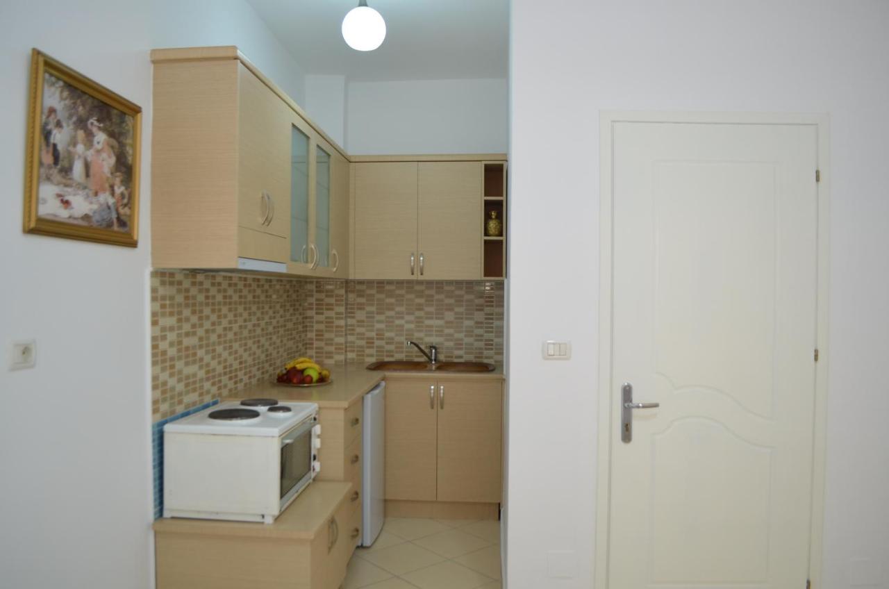 Noah Apartaments Sarandë Exteriör bild