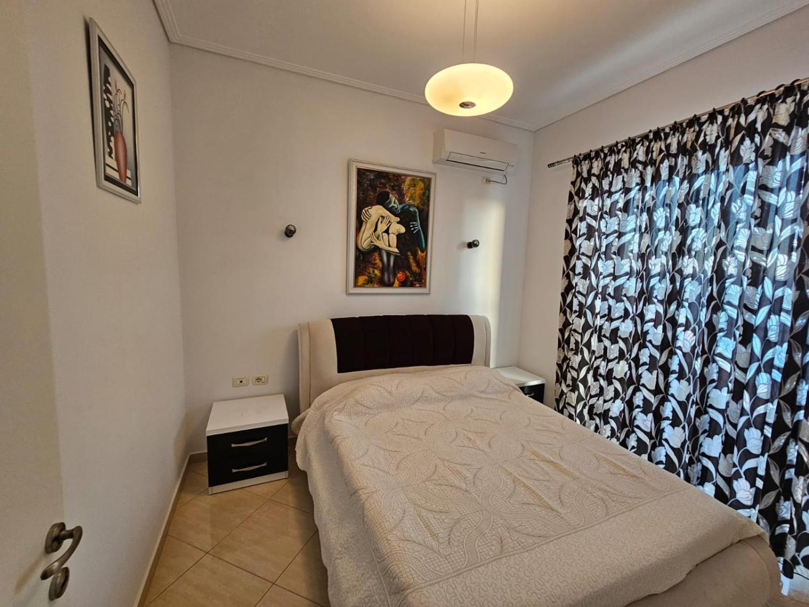 Noah Apartaments Sarandë Exteriör bild