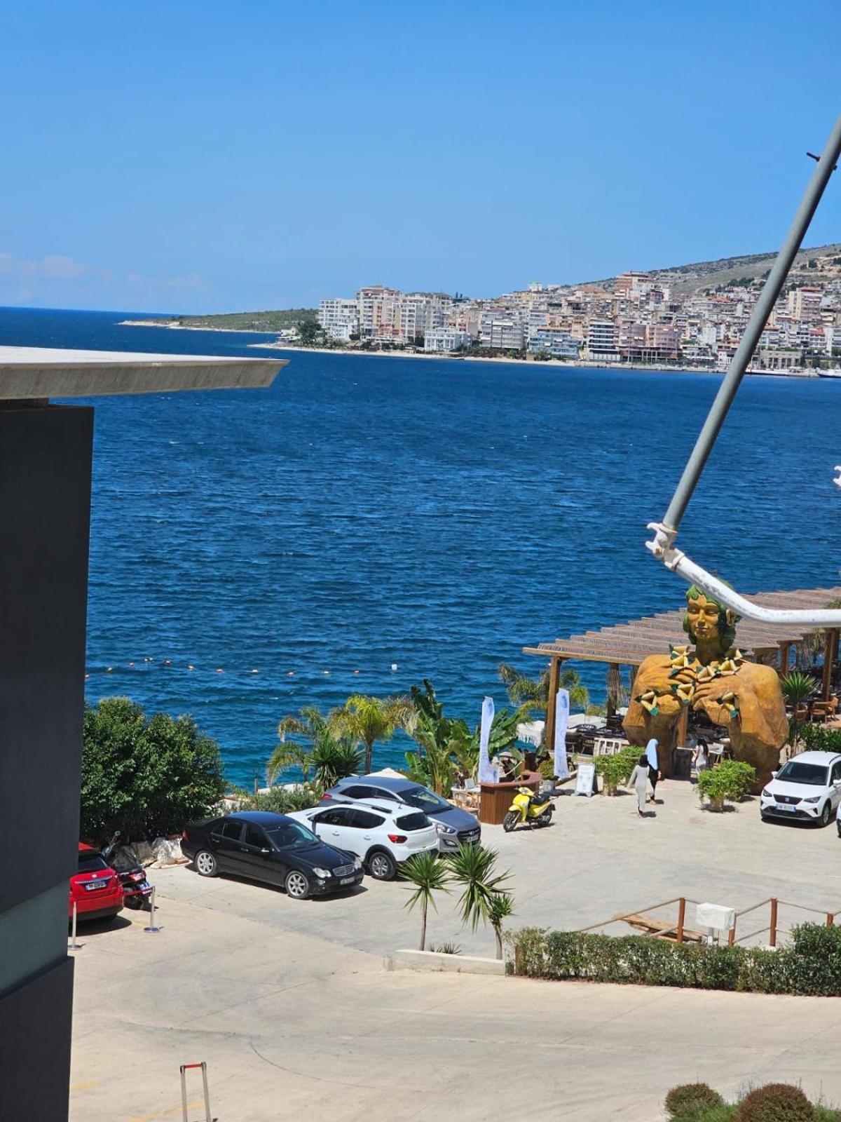 Noah Apartaments Sarandë Exteriör bild