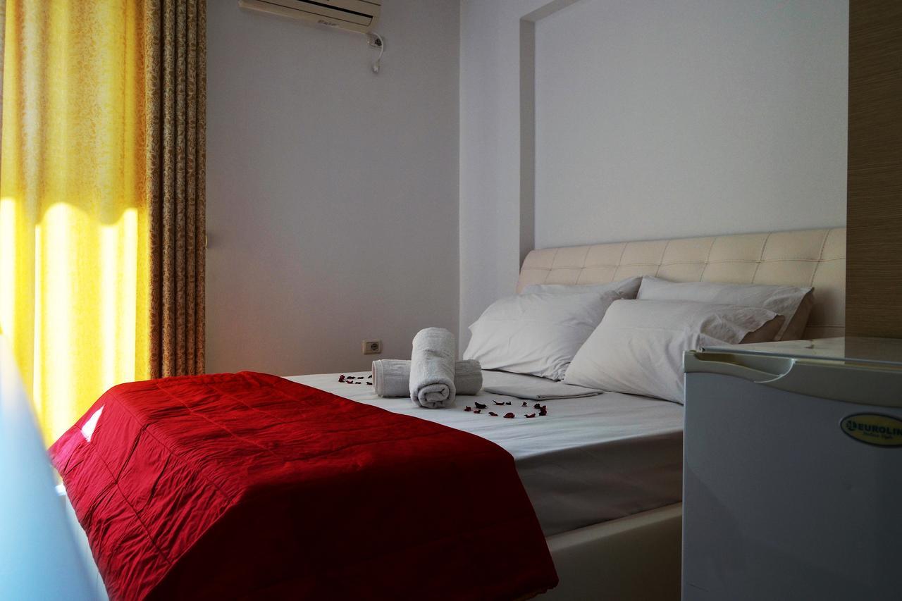 Noah Apartaments Sarandë Exteriör bild