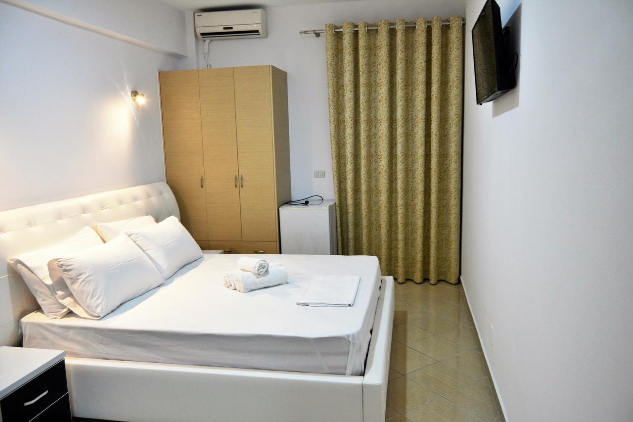 Noah Apartaments Sarandë Exteriör bild